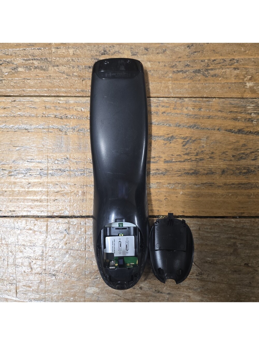 Logitech Harmony 700 Programmable Universal Remote Control - Tested - Picture 3 of 3